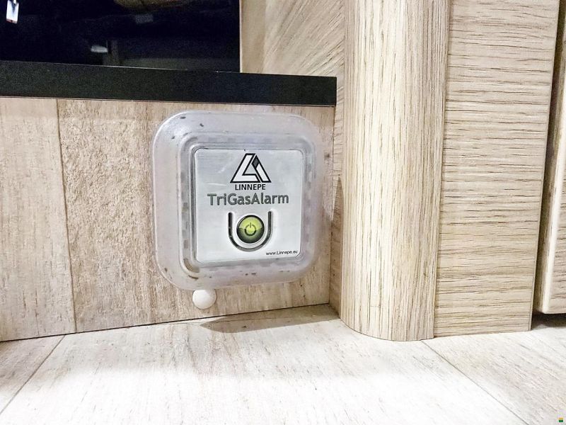 Dethleffs EDITION SILVER LINE T 7056 2.3 MJ 140