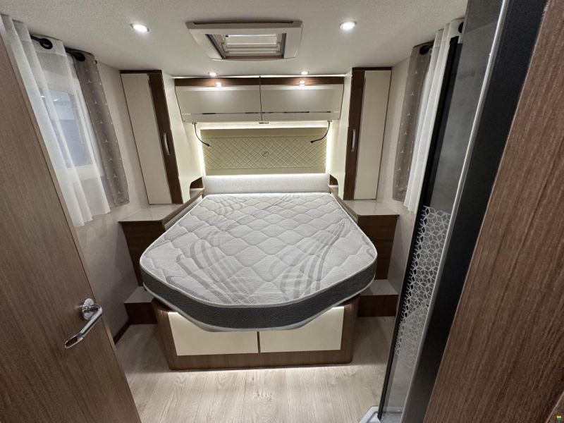 Fleurette Elister 73 LMF