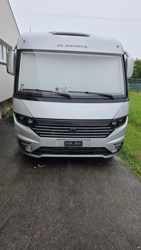Adria Sonic Supreme 810SL