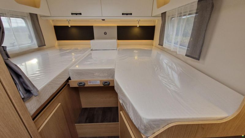 Sunlight Adventure T 67S