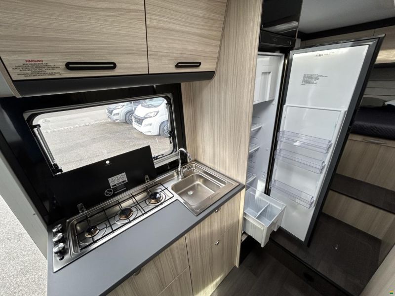 Adria Sun Living S70 SL