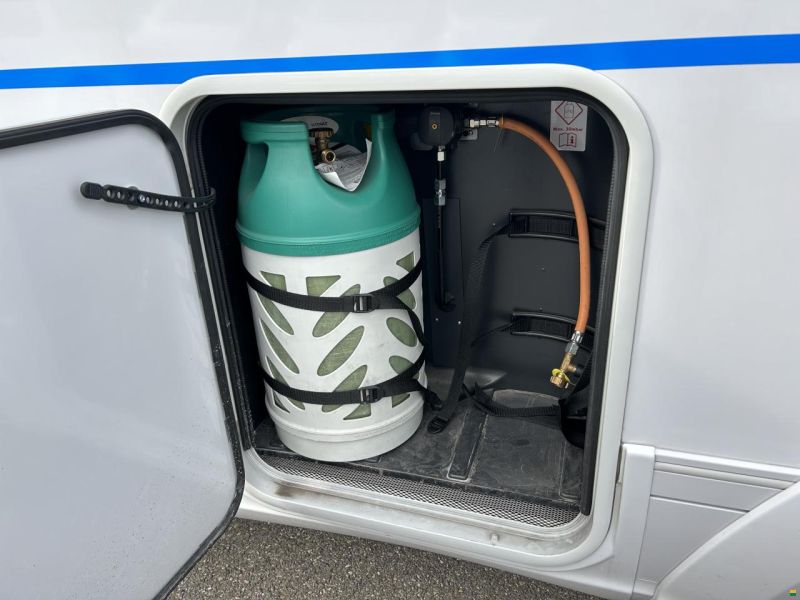 Adria Sun Living A75 SL