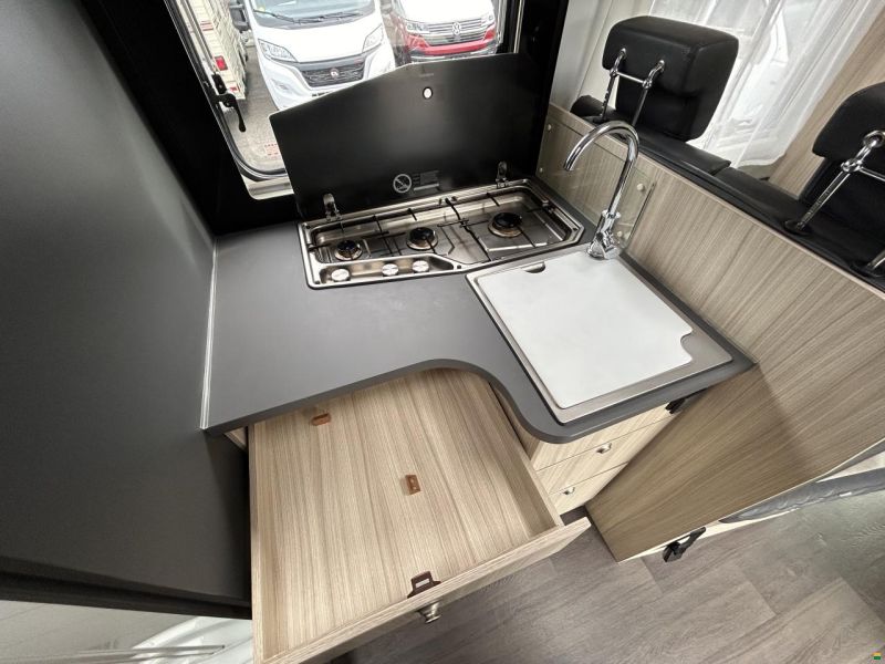 Adria Sun Living A75 SL