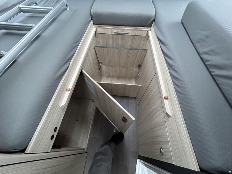 Adria Sun Living A75 SL