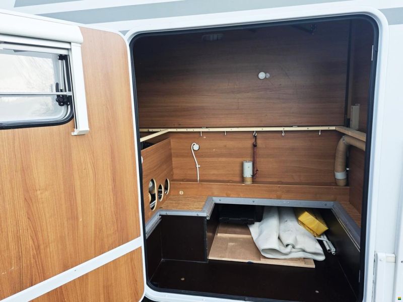 Carado CAPRON A366 2.3 MJ