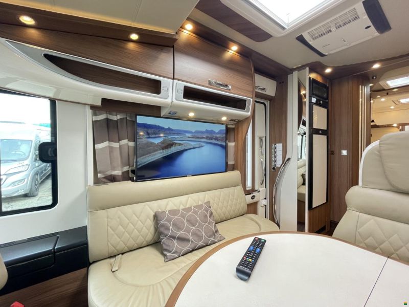 Carthago chic e-line I / XL - Mercedes I 61 XL LE - DA