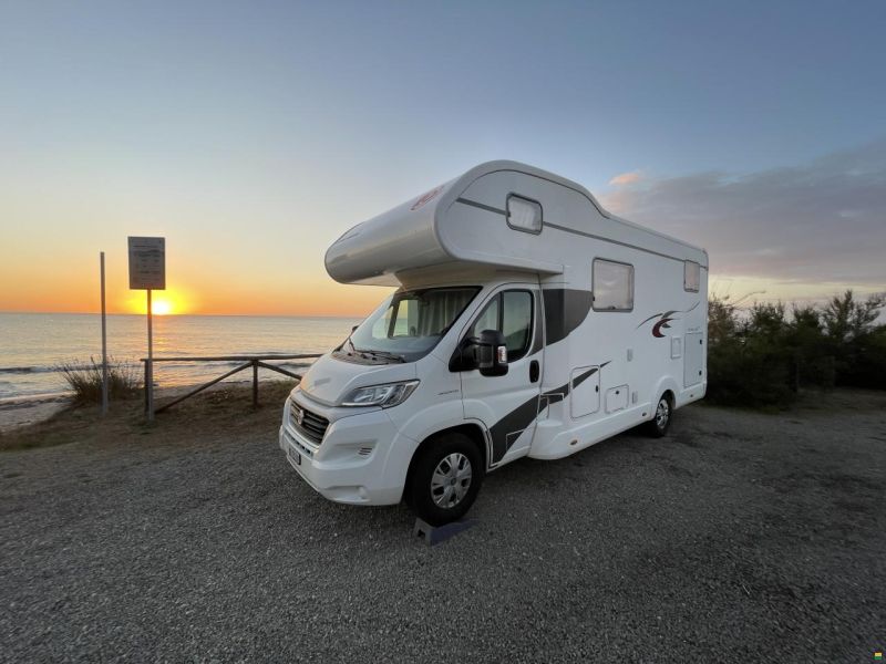 Eura Mobil Activa One 690 HB