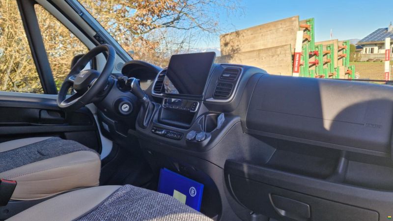 Dethleffs Globetrail 640 HR Fiat