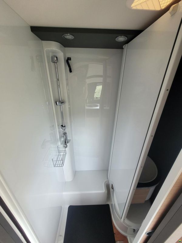 Dethleffs Globebus Camp Active T 4