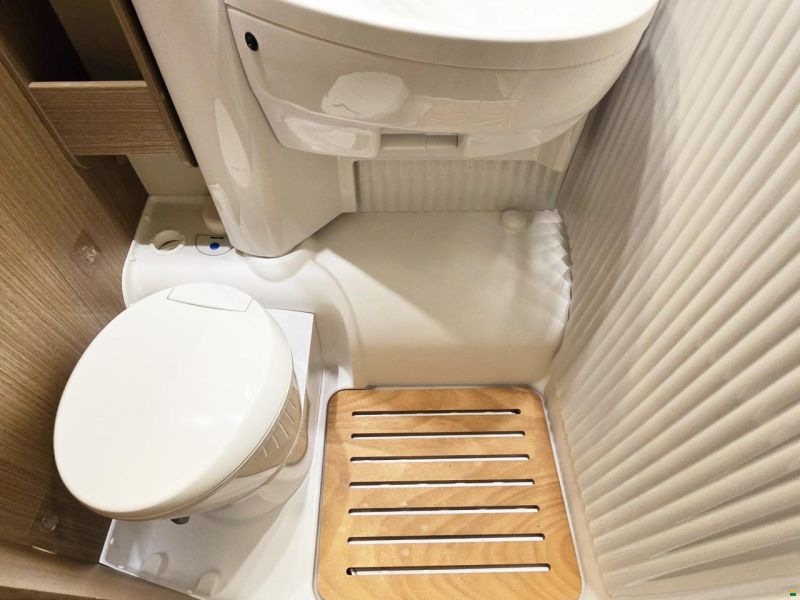 Carado CAPRON I 338 EMOTION 2.3 AUTOMAT MJ 140