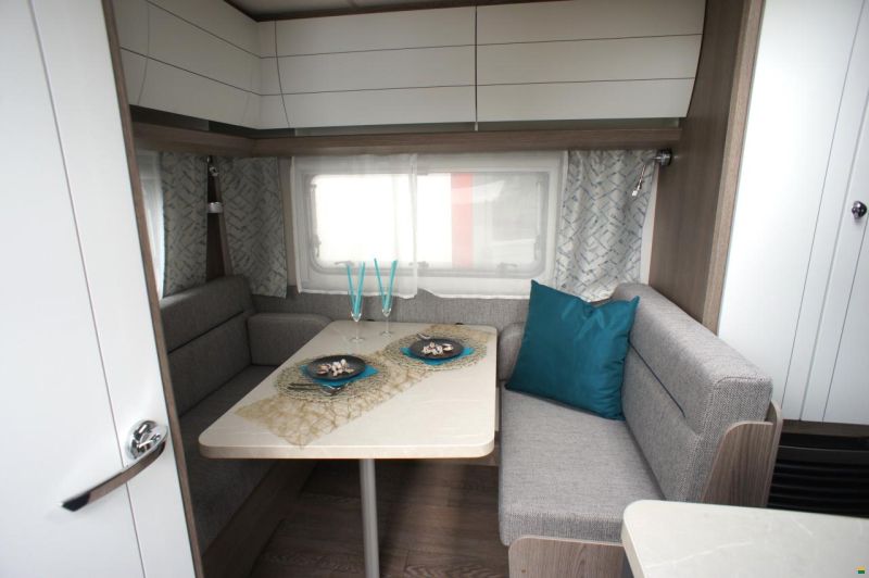 Hobby 390 SF Ontour