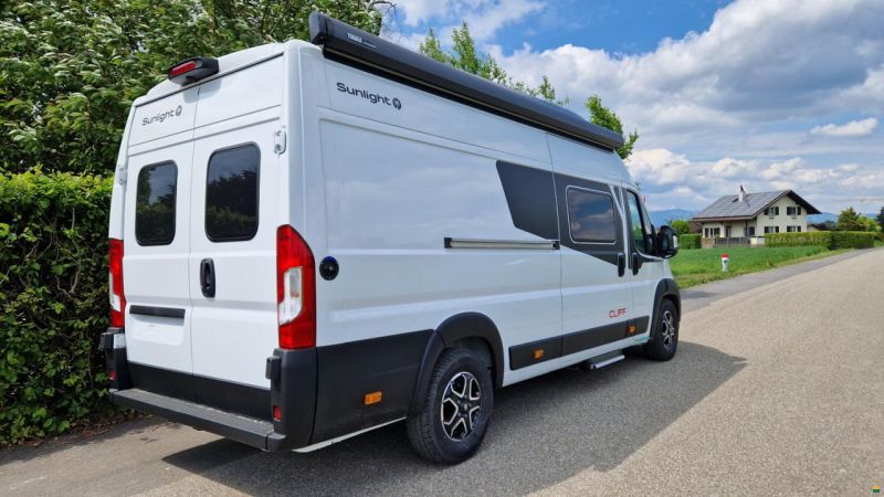 Sunlight Cliff X 640