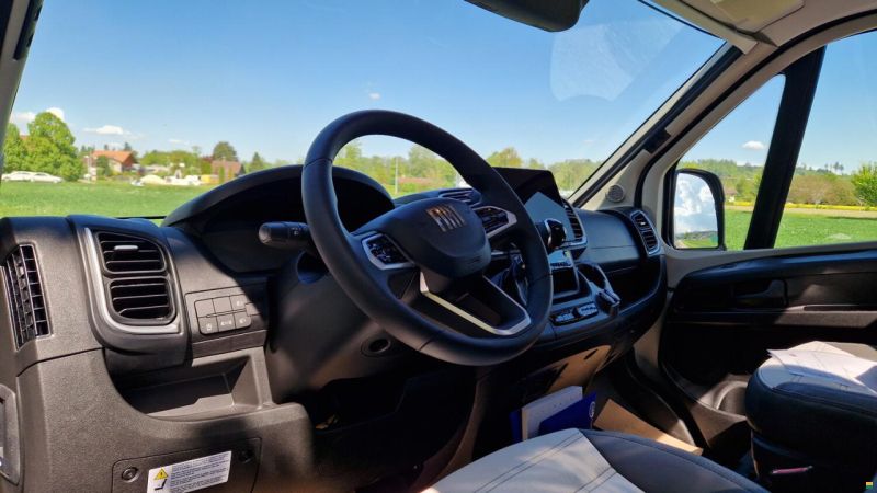 Sunlight Cliff X 640