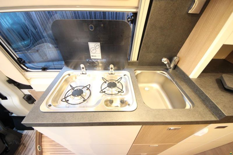 Malibu Van first class - two rooms 640 LE RB GT