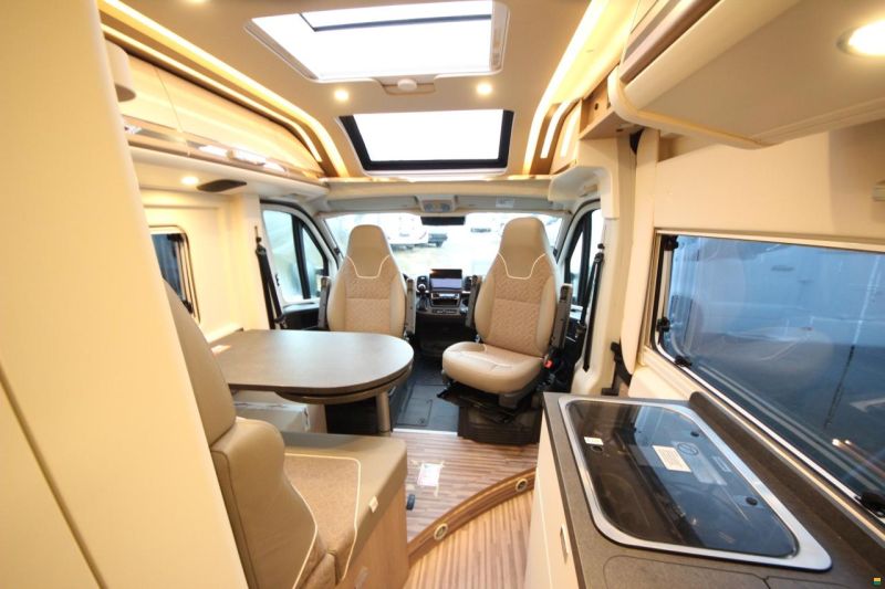 Malibu Van comfort GT skyview 640 LE