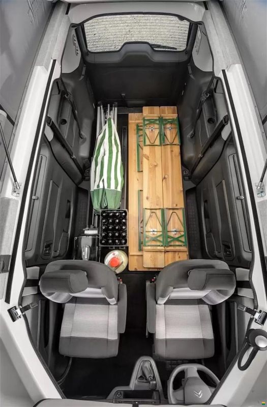 Pössl Vanster Citroen 145 PS