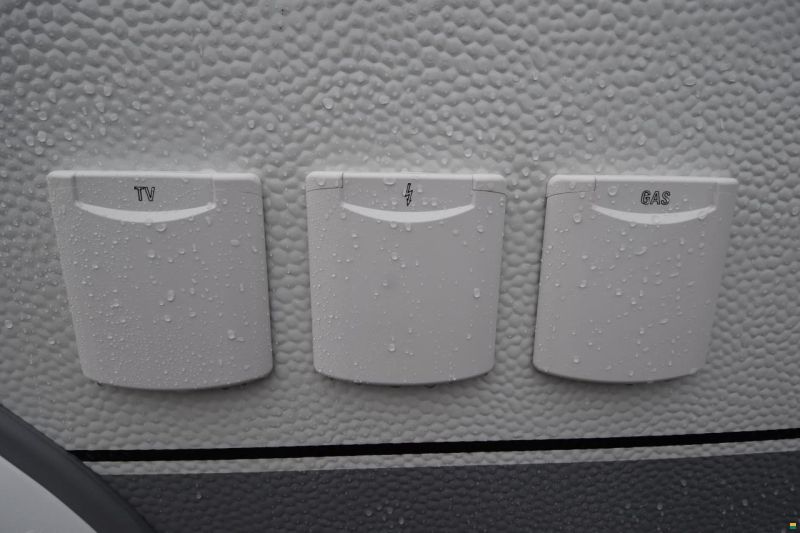 Hobby 560 KMFe De Luxe