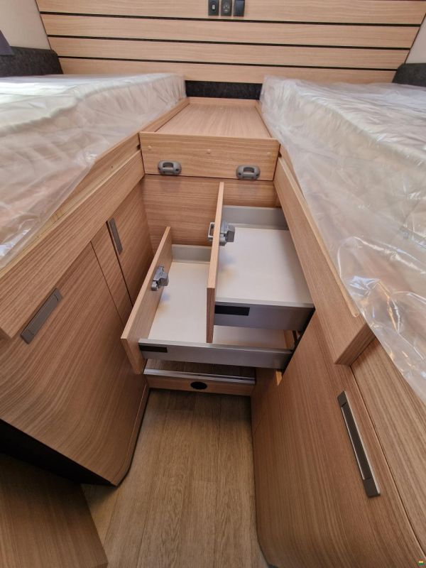 Hobby Optima T75 HGE De Luxe