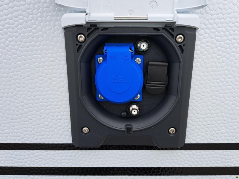 Bürstner Premio 455 TS Black Forest