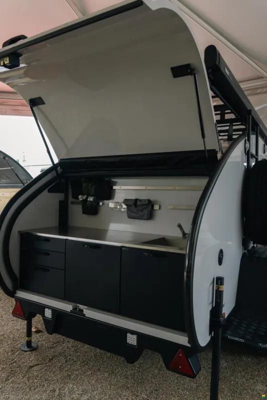 HeroCamper Armstrong