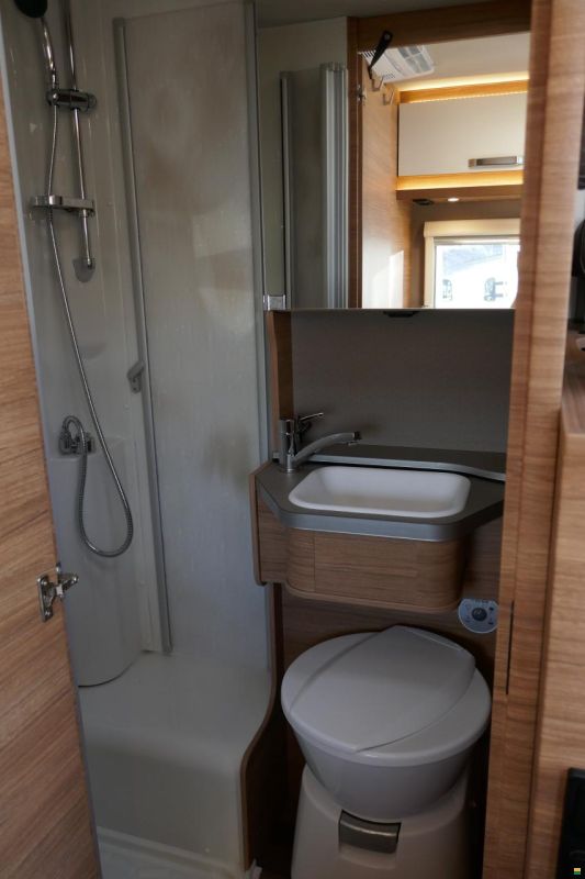 Weinsberg CaraCompact PEPPER 600 MEG