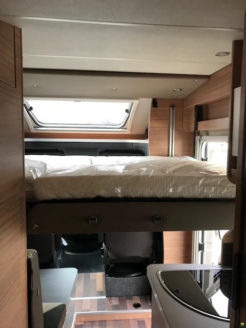 Weinsberg CaraCompact Suite MB 640 MEG