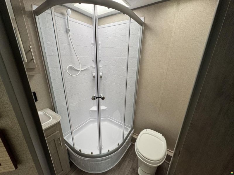 Coachmen Catalina Legacy 243RBS