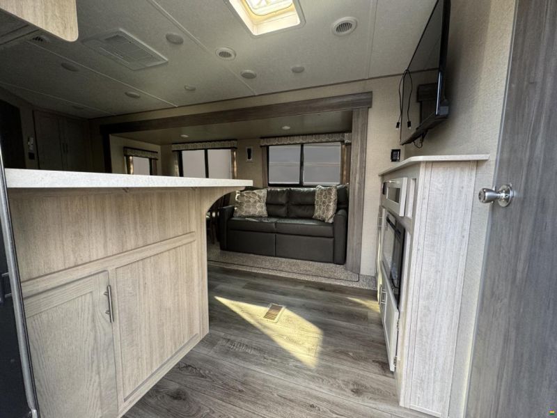 Coachmen Catalina Legacy 243RBS