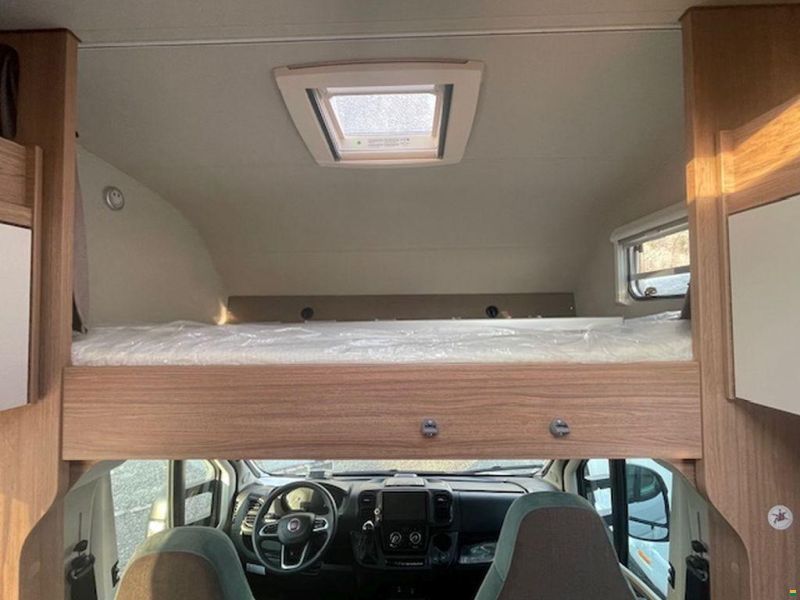 Weinsberg CaraHome 650 MEG MiWa 182