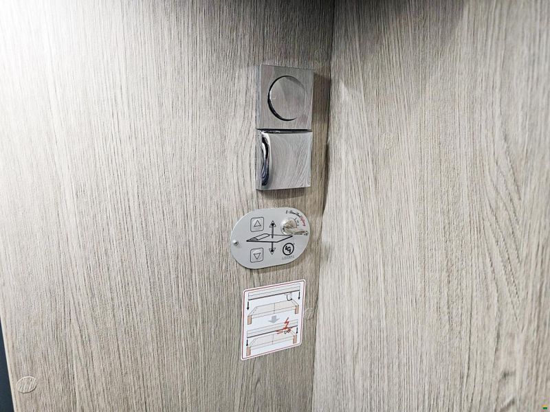 Pössl ROAD CRUISER REVOLUTION AUTOMAT 2.2 H3