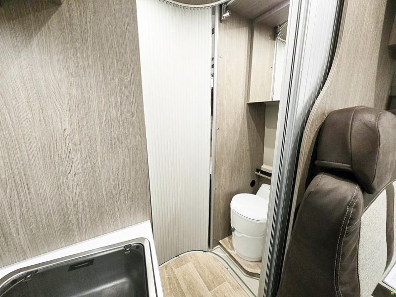 Pössl ROAD CRUISER REVOLUTION AUTOMAT 2.2 H3