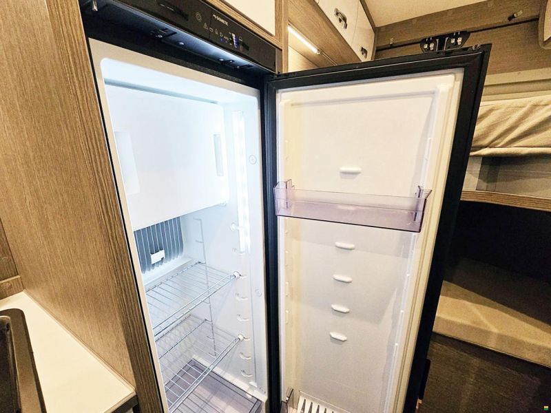 Pössl ROAD CRUISER REVOLUTION AUTOMAT 2.2 H3