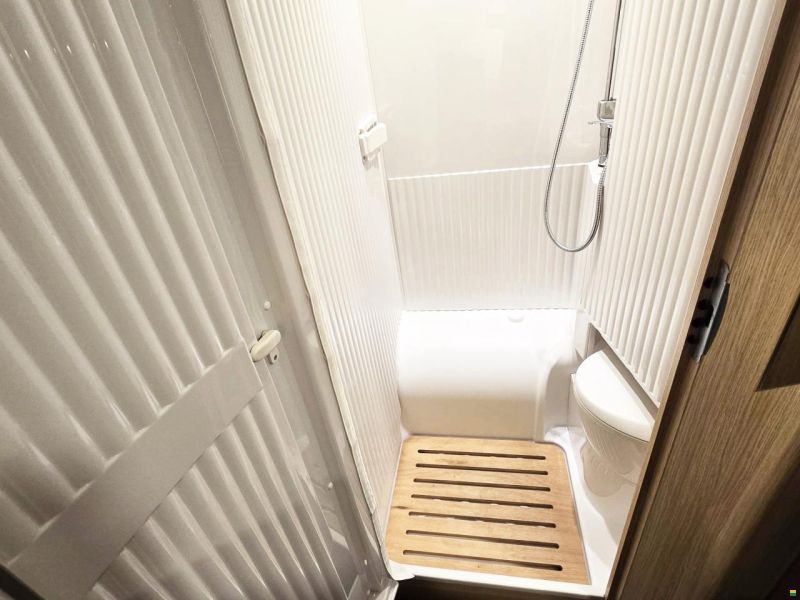 Sunlight V69 2.2 HDI