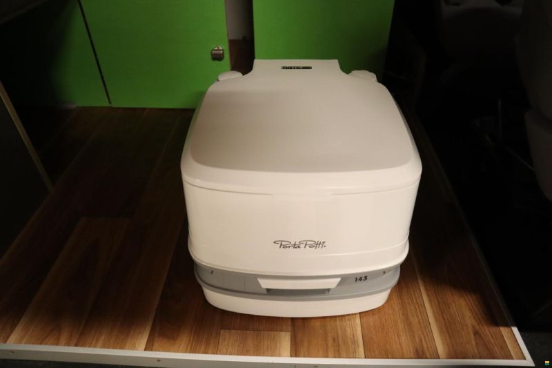 Volkswagen T5 1.9TDI