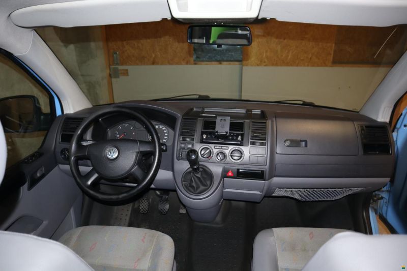 Volkswagen T5 1.9TDI