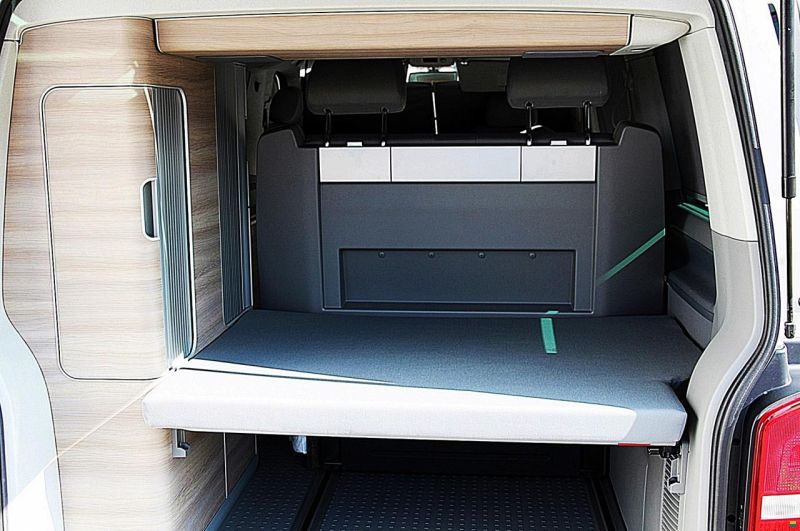 Volkswagen VW T5 CALIFORNIA 2,0 TDI DSG COMFORTLINE