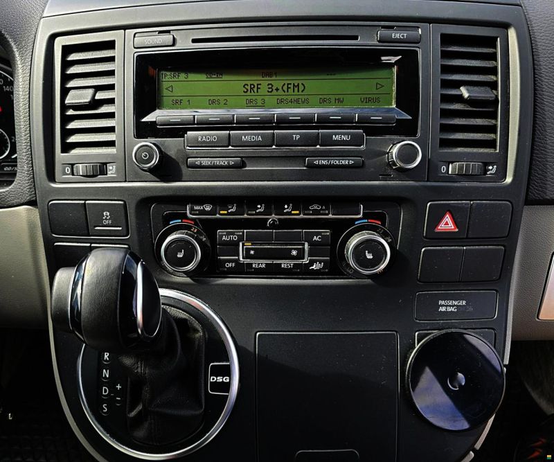 Volkswagen VW T5 CALIFORNIA 2,0 TDI DSG COMFORTLINE