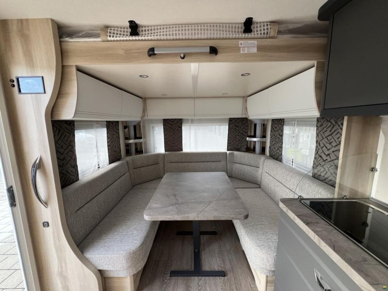 Hobby 515 UHK De Luxe