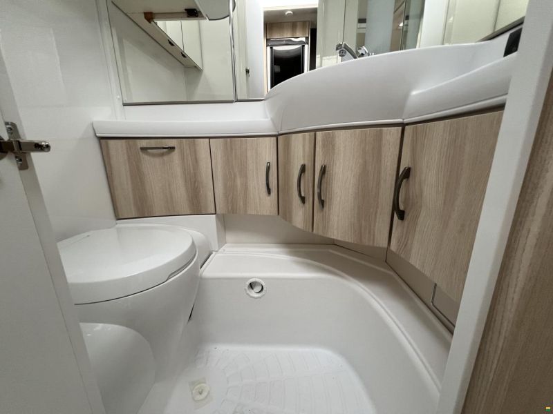 Hobby 515 UHK De Luxe