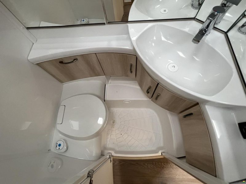 Hobby 515 UHK De Luxe