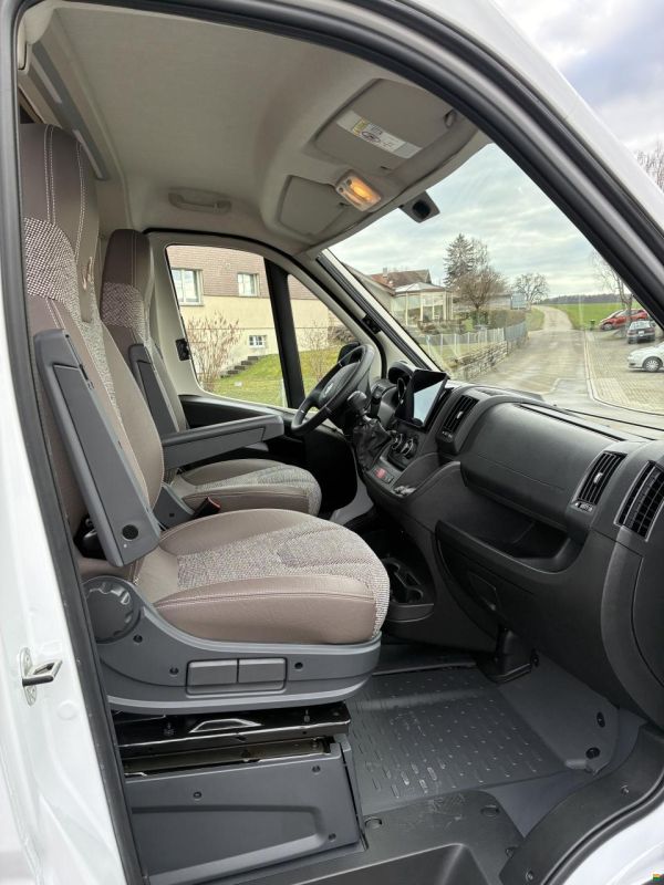 Megamobil Classic Twin 600