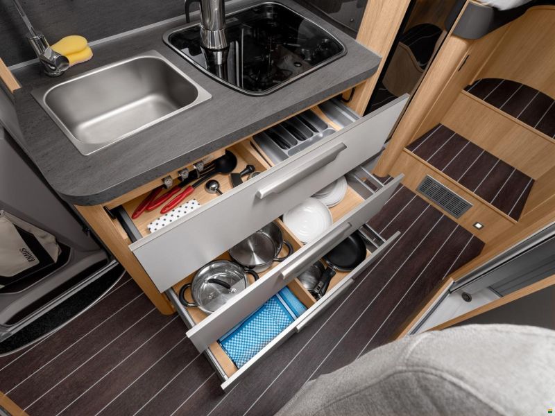 Knaus SKY TI 650 MEG