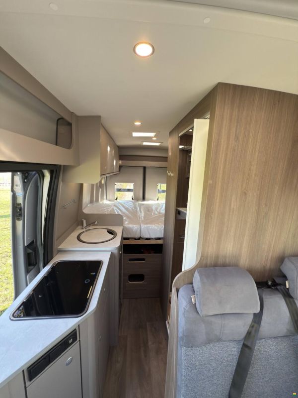 Carado Edition25 CV Ford 590 4x4