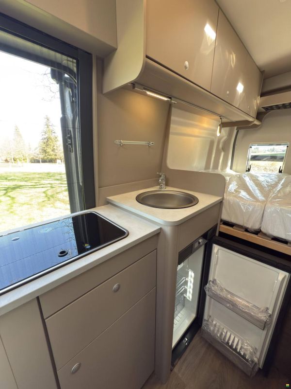 Carado Edition25 CV Ford 590 4x4