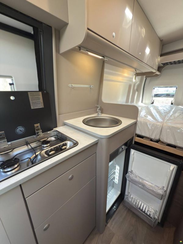 Carado Edition25 CV Ford 590 4x4