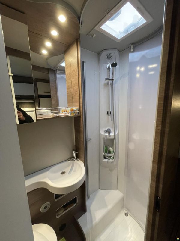 Knaus Live Wave 650 MG