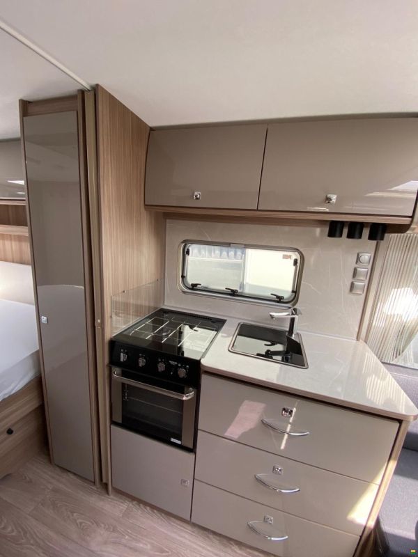 Fendt Tendenza 650 SFDW