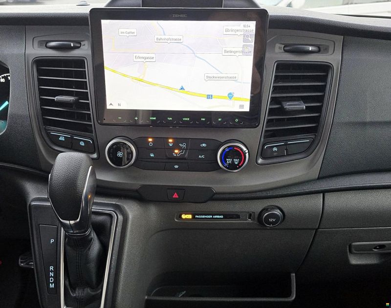 Challenger 260 GRAPHITE PREMIUM 2.0 TDCI AUTOMAT