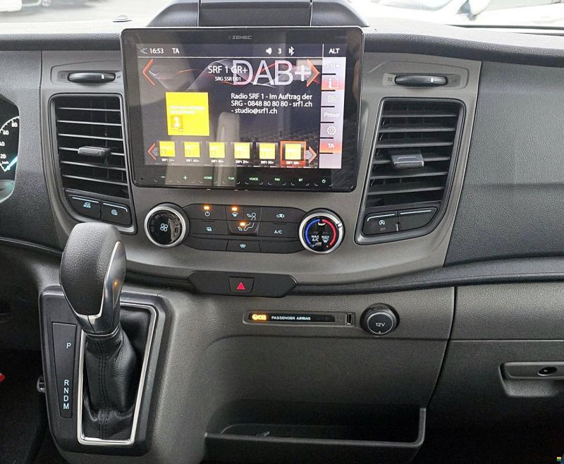 Challenger 260 GRAPHITE PREMIUM 2.0 TDCI AUTOMAT