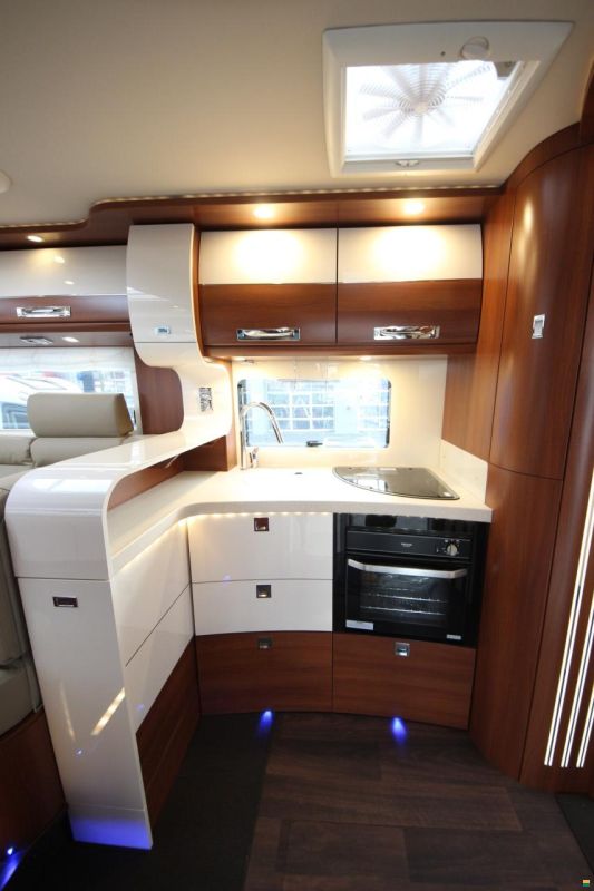 Carthago liner-for-two I 53 Iveco Daily